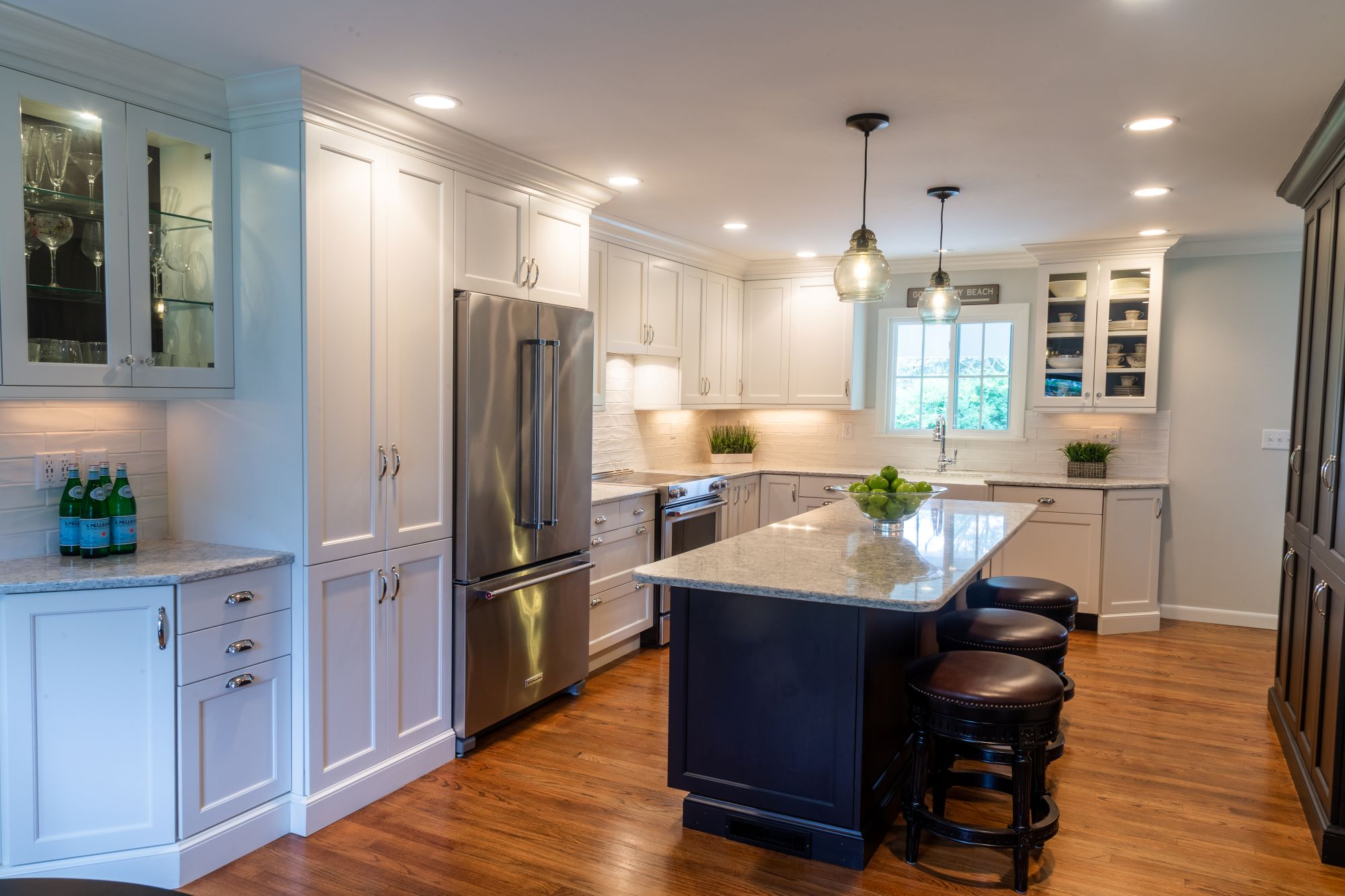 Family Retreat: A Two-Tone Kitchen with Built-In Storage